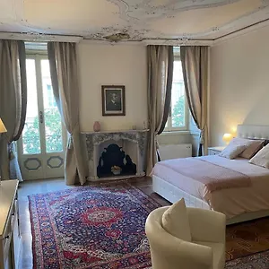 https://relais-suite-centro.it-lombardy.com